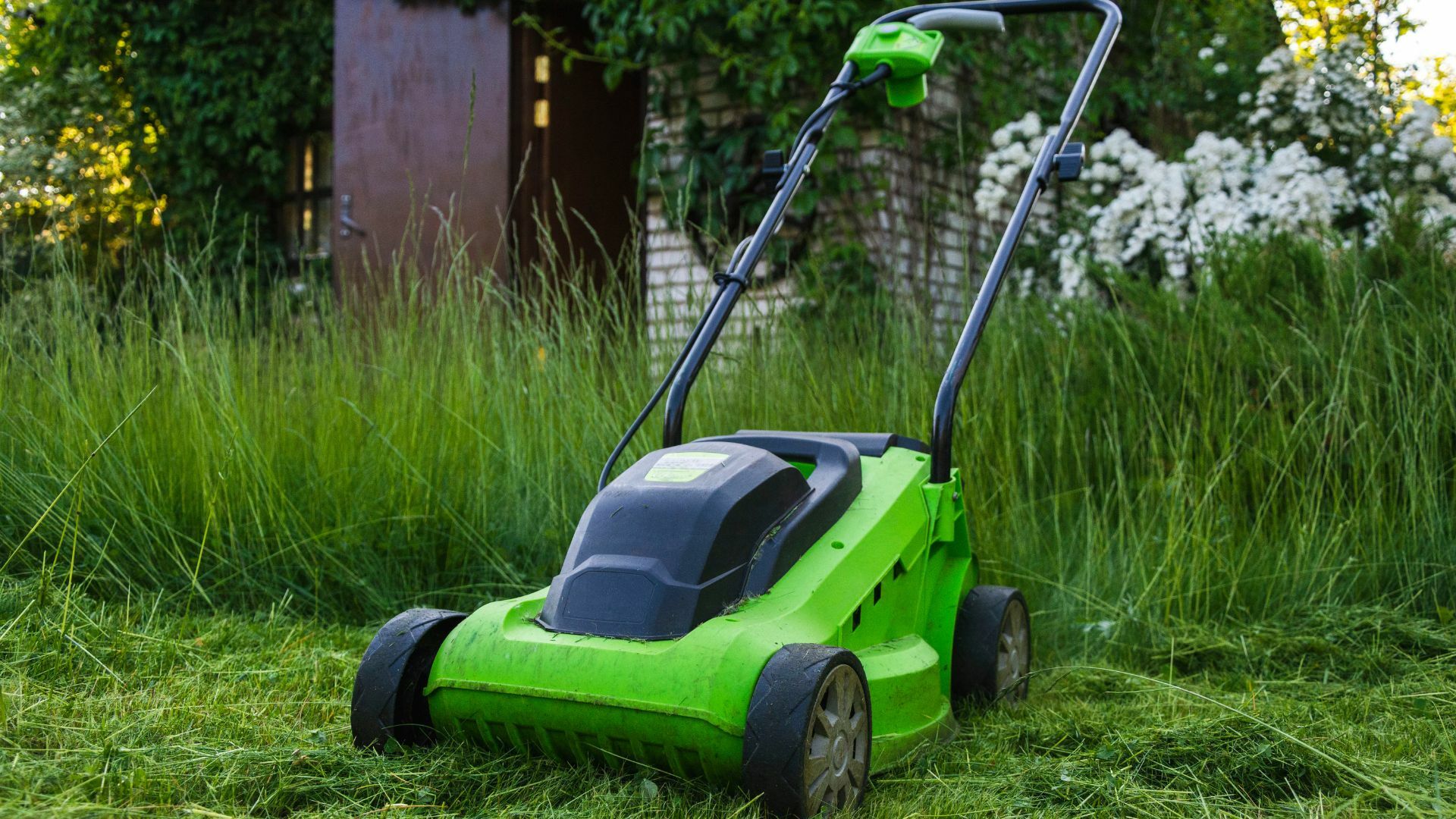 Electric lawn mower power