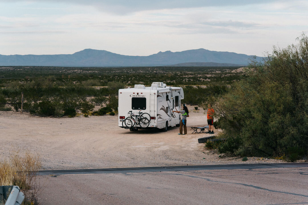 RV in the desert using lithium batteries