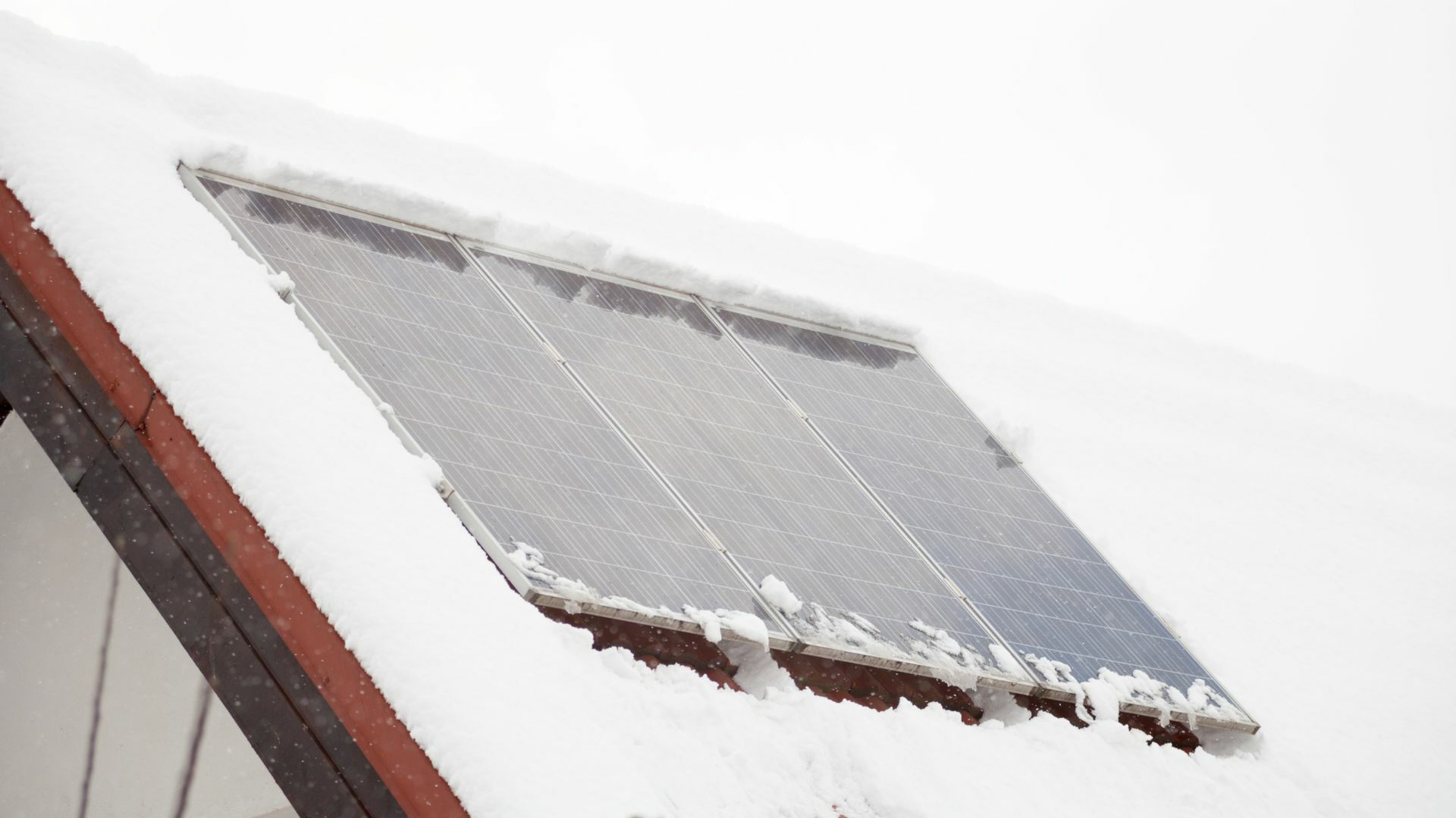 冬季储能太阳能电池板