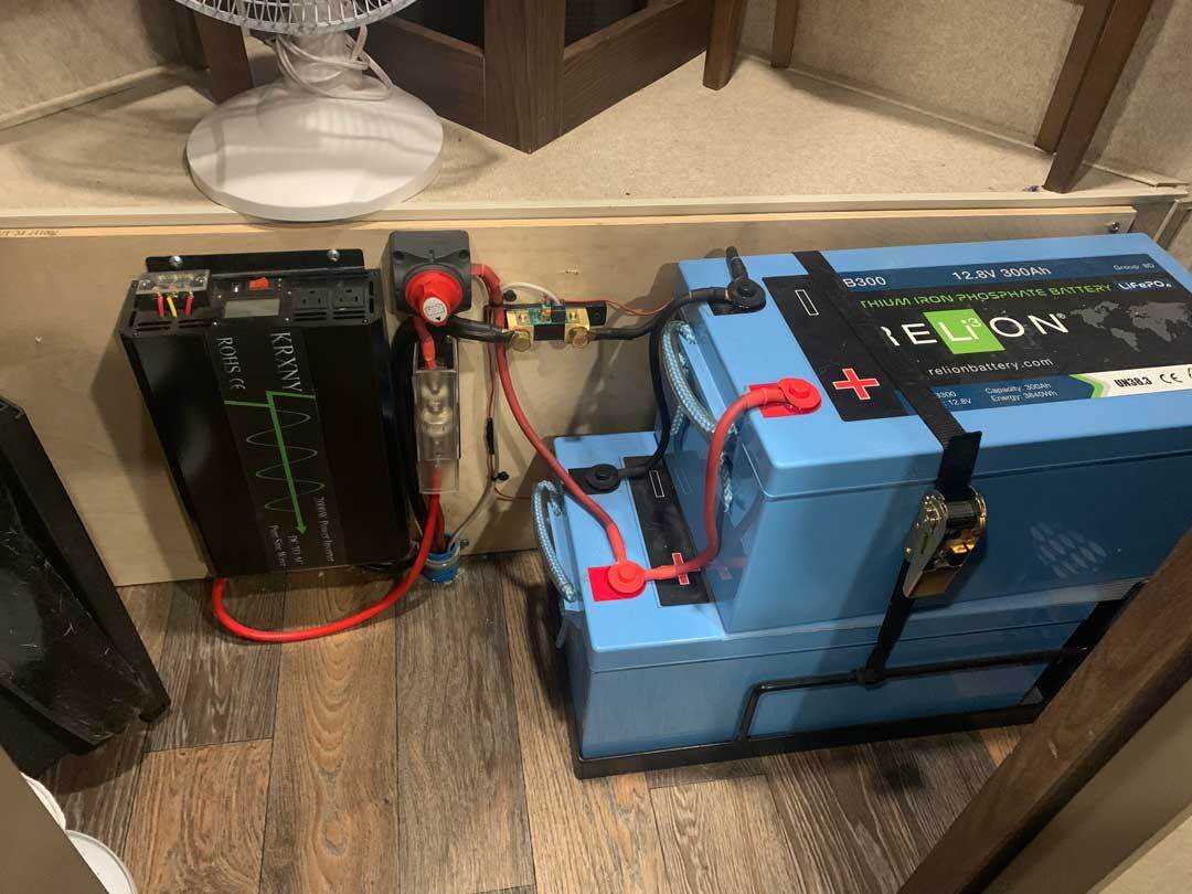 Travel Trailer Lithium Battery Bank