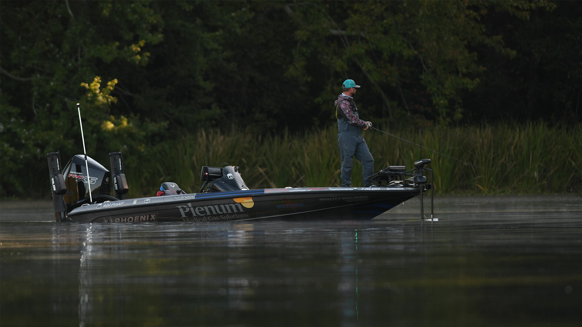 Bass boat electronics getting powered by lithium batteries Bass boat electronics getting powered by lithium batteries
